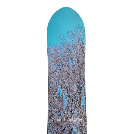 Whiteblossome スノーボード 157cm @ 2x4 Turning｜トレファクONLINE