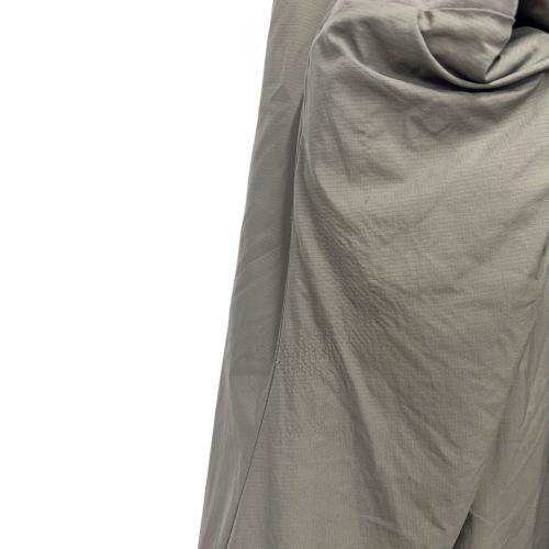 ARC'TERYX (アークテリクス) トレッキングウェア(ジャケット) メンズ SIZE XL オリーブ 化繊 ATOM LT HOODY