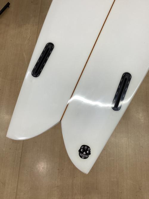 Eric Christenson ショートボード 5'11'' x 21 1/8 x 2 3/4 ダブルフィン フィッシュテール