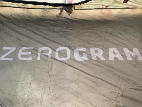 ZERO GRAM (ゼログラム) ドームテント El Chalten Floral 210×130×100㎝ 1～2人用