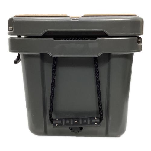 X-cabin X-cabin クーラーボックス 35L クーラーボックス X-CRBOX-35-BK ダークグレー