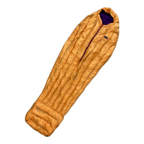 Patagonia (パタゴニア) マミー型シュラフ(ダウン) イエロー 70025 850ダウン・スリーピング・バッグ レギュラー 【春～秋用】