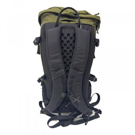 ARC'TERYX (アークテリクス) バックパック オリーブ ブライズ25 18794