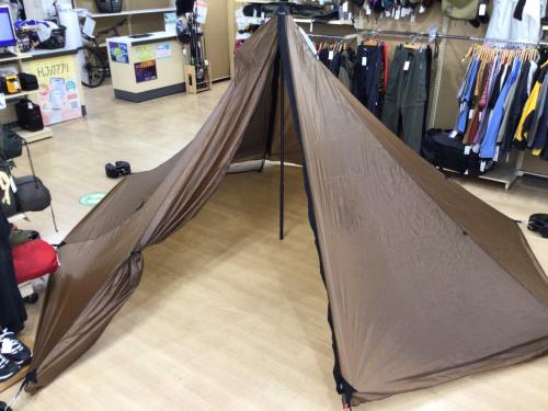 [中古]シークアウトサイド シマロン テントなど ティピーテント シマロン 4人用 限定ハーフライナー&ガイライン付 ワン