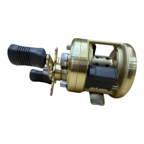 SHIMANO (シマノ) CALCUTTA 101XT ベイトリール リール