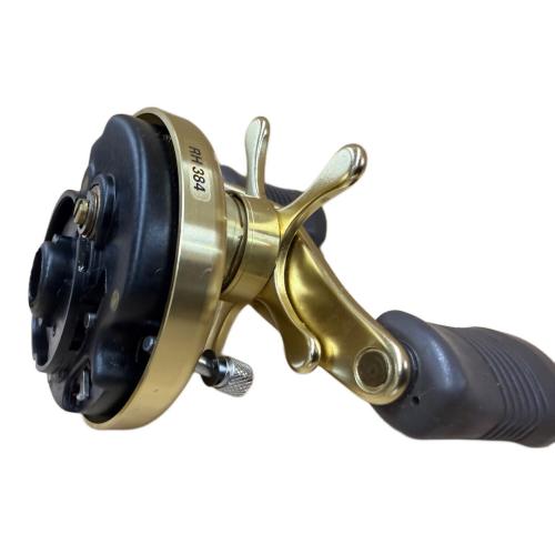 SHIMANO (シマノ) CALCUTTA 101XT ベイトリール リール
