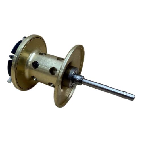 SHIMANO (シマノ) CALCUTTA 101XT ベイトリール リール