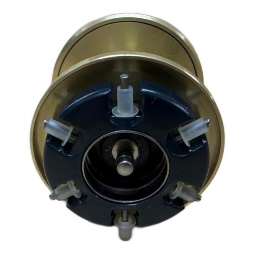 SHIMANO (シマノ) CALCUTTA 101XT ベイトリール リール