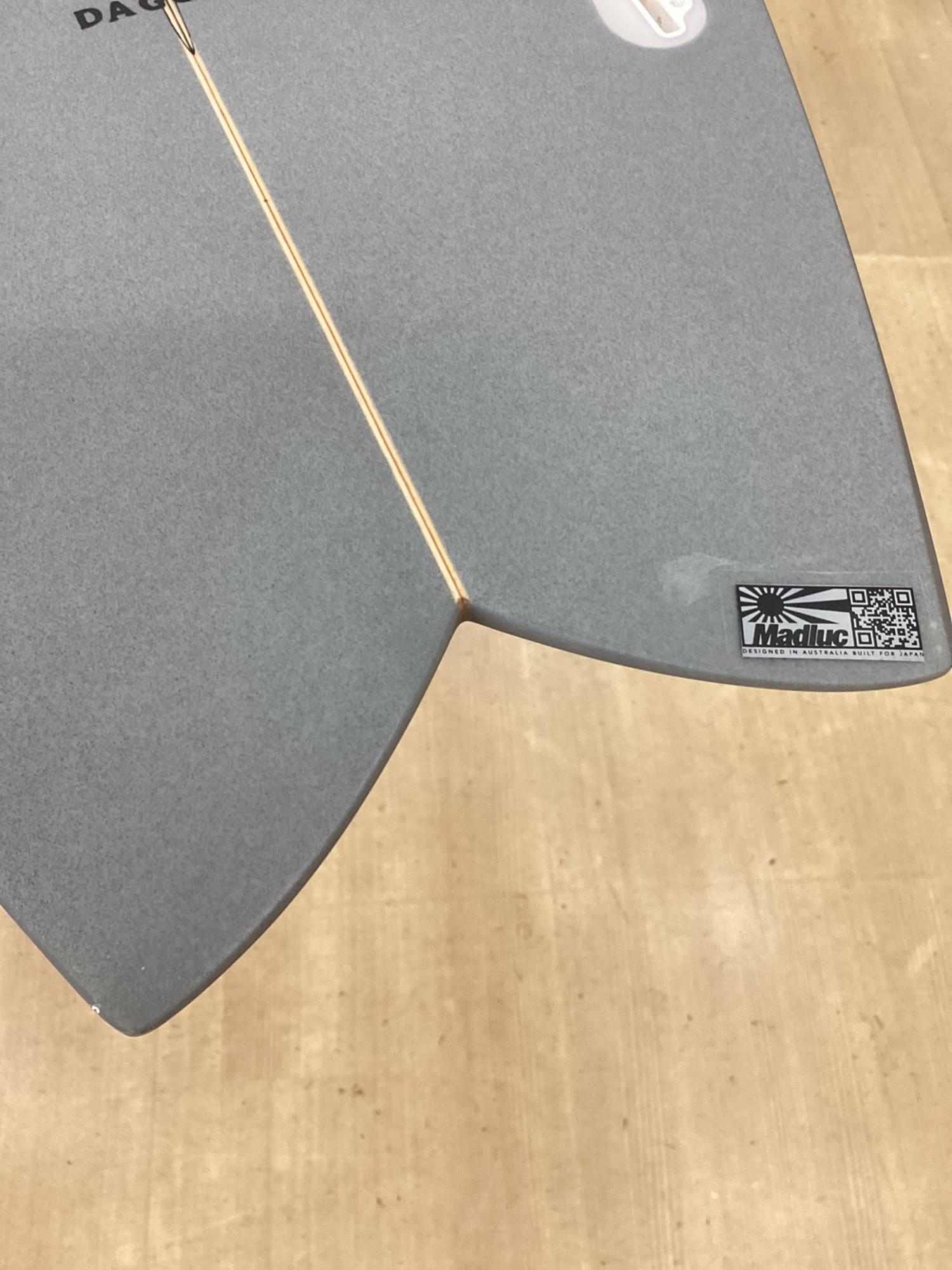 MAGIC CARPET ショートボード 5'8×21 7/8