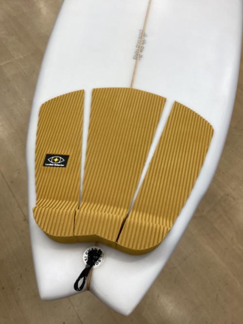 CHANNEL ISLANDS (チャネルアイランズ) ショートボード 5'6" x19 1/4"x2 7/16" 29.1L G SKATE トライフィンタイプ ラウンドスカッシュテール