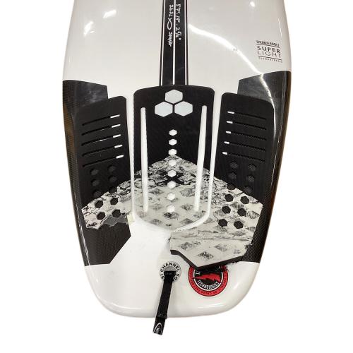 CHANNEL ISLANDS (チャネルアイランズ) ショートボード 5'7'’×19''×2 5/16'' ホワイト シェイパー【AL MERRICK(アルメリック)】 THUNDER BOLT 5フィンタイプ ラウンドスカッシュテール