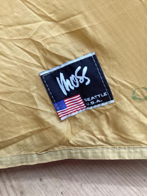 MOSS (モス) ソロテント 状態年数考慮、MOSS臭有 シアトル製 ヘリックス 1人用 程度C 程度C スカートなし