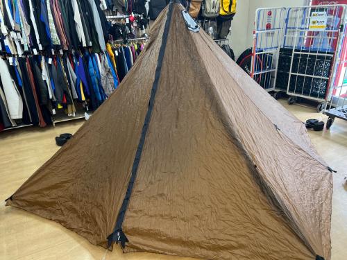 Seek Outside (シークアウトサイド) モノポールテント 煙突穴オプション 全体的にタバコ臭有 シマロン