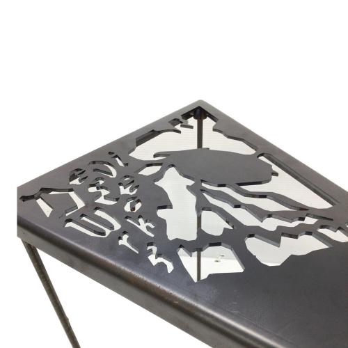 Sanzoku Mountain (サンゾクマウンテン) 焚火台用品 yabai DEATH skull DERUTAS