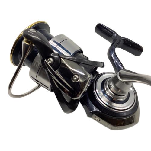 DAIWA (ダイワ) 19セルテート スピニングリール リール LT4000-CXH