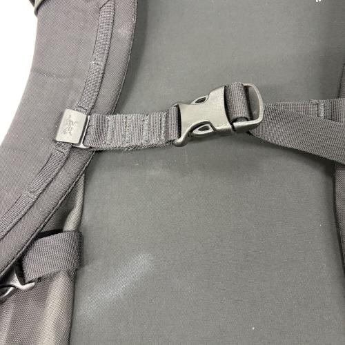 ARC'TERYX (アークテリクス) バックパック 16194 グレー KHAMSKI31