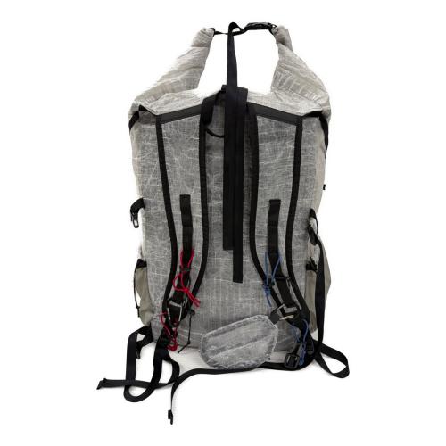 and wander (アンドワンダー) バックパック AW-AA930-71 ホワイト ダイニーマ軽量バッグパック