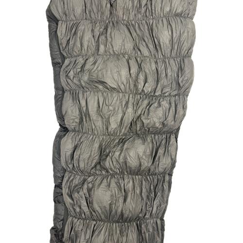 BROOKLYN OUTDOOR COMPANY (ブルックリンアウトドアカンパニー) マミー型シュラフ(ダウン) メッシュ保存袋付 グレー The Catskills Peak+ Sleeping Bag