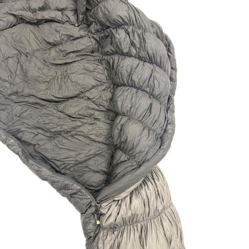 BROOKLYN OUTDOOR COMPANY (ブルックリンアウトドアカンパニー) マミー型シュラフ(ダウン) メッシュ保存袋付 グレー The Catskills Peak+ Sleeping Bag