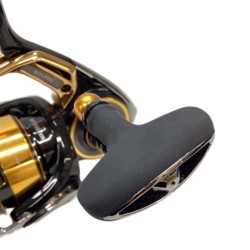 DAIWA (ダイワ) 22トーナメントISO スピニングリール リール 3000XH-LBD ケース付