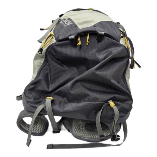 AEROTREK 40　背面長 約46～50cm　31-40L