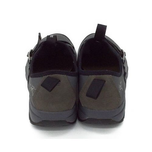 ARCTERYX (アークテリクス) スニーカー グレー ARAKYS 066709-273670