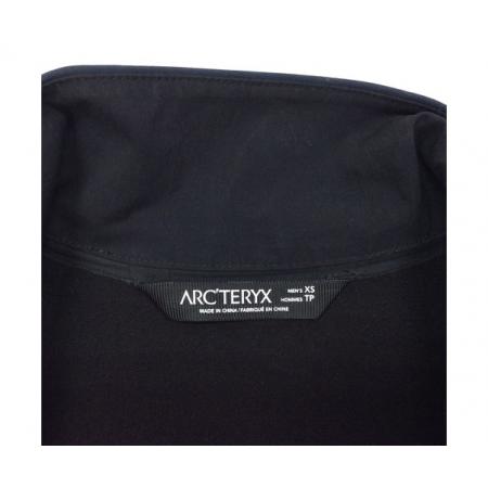ARCTERYX (アークテリクス) カプタジャケット ネイビー