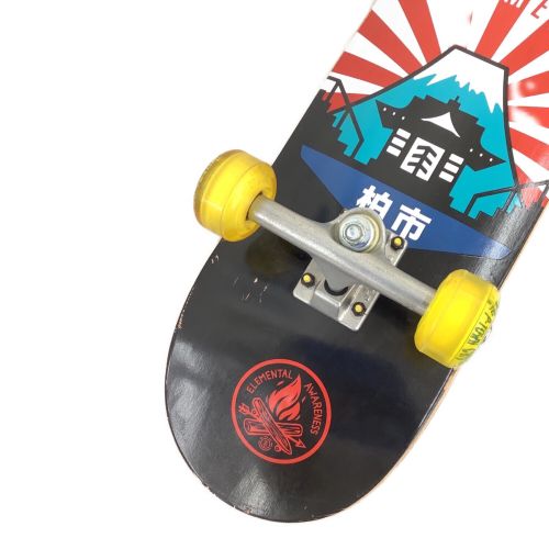 ELEMENT (エレメント) スケートボード レッド×ブラック JAPAN（柏市） ショート 木製 ACE ABEC7