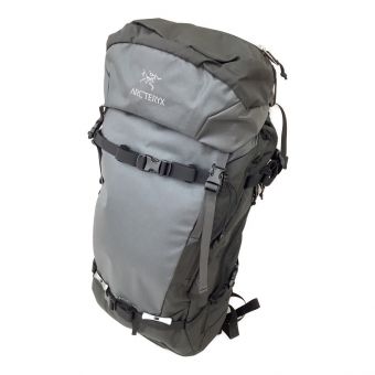 ARC'TERYX (アークテリクス) バックパック グレー 31L フリーライド スキー ツアー、スプリットボード、 スキーアルペンに必要なツールを持ち運ぶためだけに 作られた日帰り用パック 16194 Khamski 31 未使用品