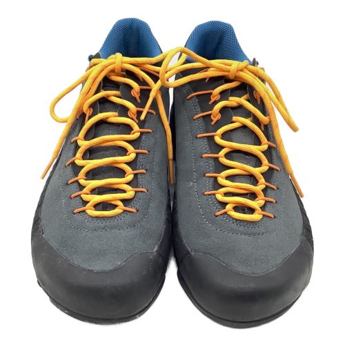 LA SPORTIVA (スポルティバ) トレッキングシューズ メンズ SIZE　EU43(約27.3cm) グレー×ブラック アプローチシューズ トラバース X4 17WBP TX14 未使用品