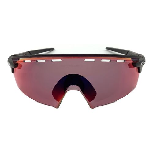 OAKLEY (オークリー) サングラス フレーム：ブラック/レンズ・レッド