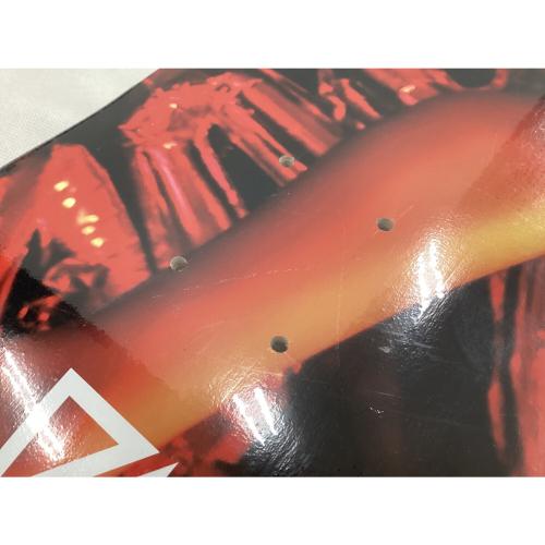 prestige apparel (プレステージアパレル) スケートボード