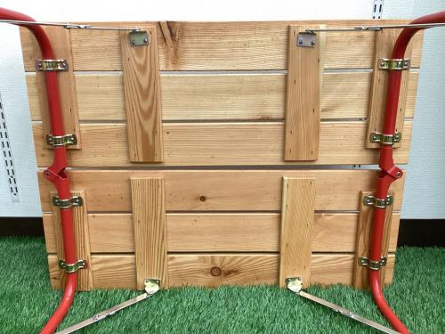 Castelmerlino (カステルメルリーノ) アウトドアテーブル レッド キャンパーテーブル ウッド