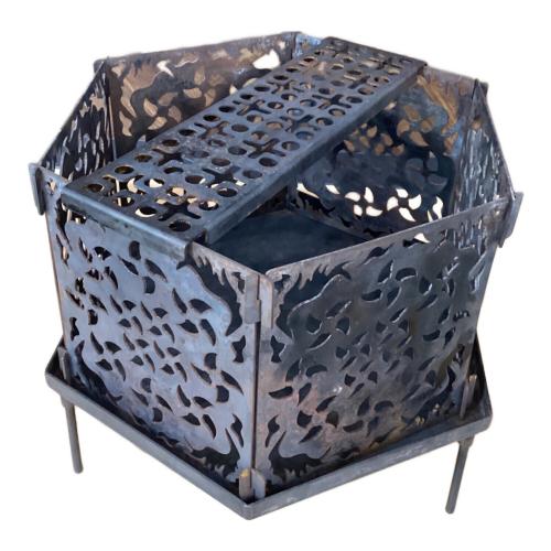 ROB SNOW ken-shuri ケンシュリ(黒皮鉄) 焚火台