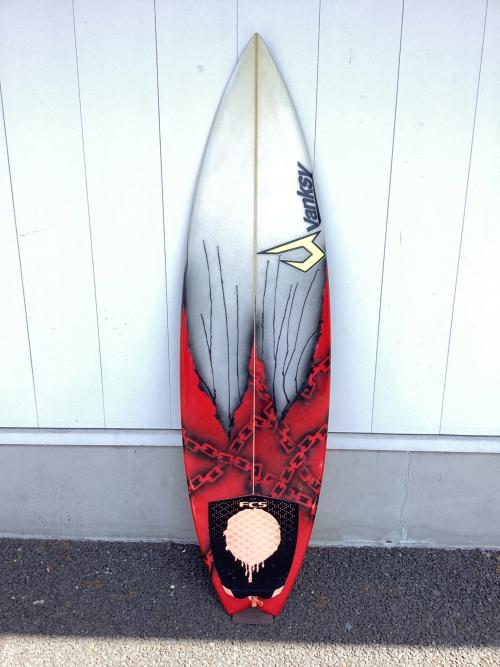 JUSTICE (ジャスティス) ショートボード 5'8"x18 1/2x2 5/32 23.81L THE ACE トライフィンタイプ スワローテール