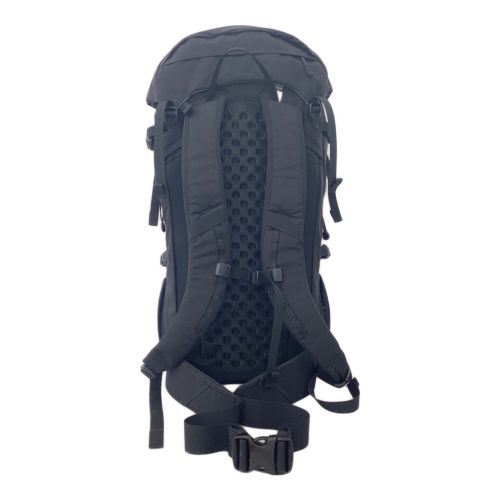 ARC'TERYX (アークテリクス) リュック ブラック 廃盤品 18795 BRIZE 32