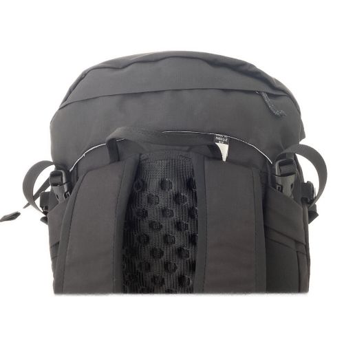 ARC'TERYX (アークテリクス) リュック ブラック 廃盤品 18795 BRIZE 32