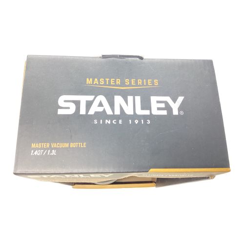 STANLEY (スタンレー) ウォーターボトル 1.3L ブラック マスター真空ボトル