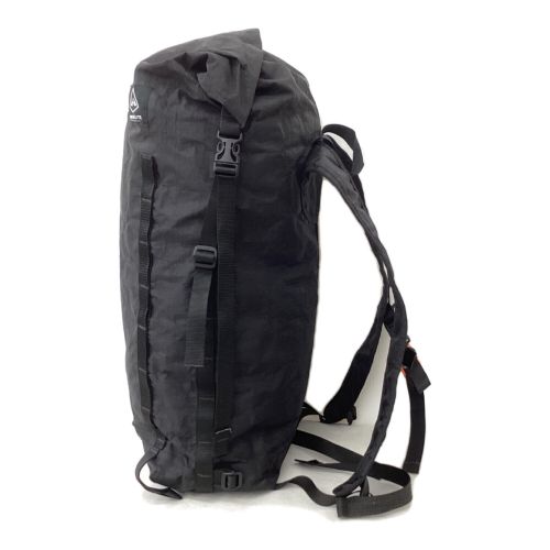 Hyperlite Mountain Gear (ハイパーライトマウンテンギアー) バックパック 30L ブラック サミットパック 背面長40cm 21-30L(日帰り)