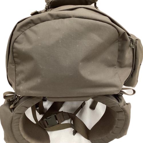 FJALLRAVEN (フェールラーベン) バックパック カーキ SINGI48