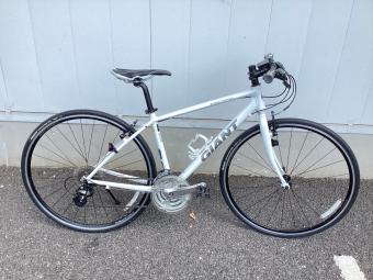 giant (ジャイアント) クロスバイク ホワイト ESCAPE R3  C1BC6770  アルタス