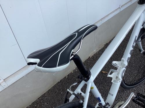 giant (ジャイアント) クロスバイク ホワイト ESCAPE R3  C1BC6770  アルタス