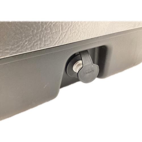 Coleman (コールマン) クーラーボックス グレー コスメタリック 3000003740 スチールベルトクーラー