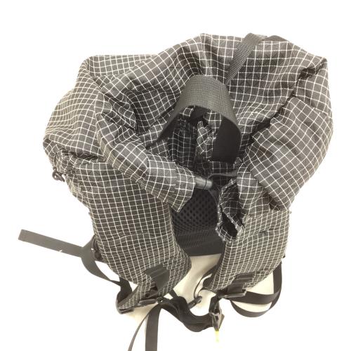 CAYL (ケイル) バックパック ブラック Mari Roll Top 背面長 約46～50cm 21-30L(日帰り)