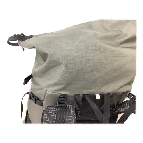 RawLow Mountain works (ロウロウ マウンテンワークス) バックパック グレー Rascal 背面長 約41～45cm 31-40L(山小屋泊)
