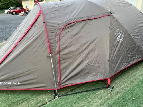 Snow peak (スノーピーク) ドームテント 2018年製 SDE-110 60周年記念アメニティドームPro.M 約265×265×150(h)㎝ 2～3人用 程度A 程度A スカートなし ハンマーなし/説明書あり