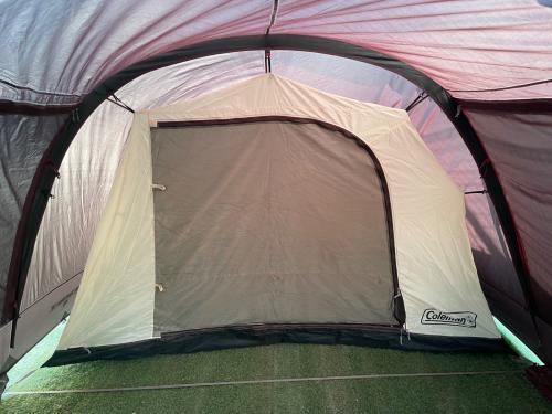 Coleman (コールマン) ツールームテント Amazon限定カラー 2190862 トンネル2ルームハウスLDX 約4.6長さx4.35幅x2高さm 6～7人用 程度B 程度B スカートあり ハンマーなし/説明書あり