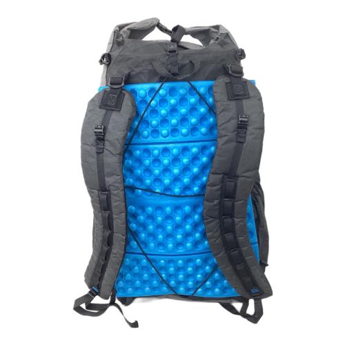 Zpacks (ジーパックス) バックパック ブラック SubNero 30L