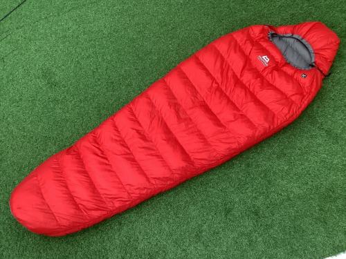 MountainEquipment (マウンテンイクィップメント) マミー型シュラフ(ダウン) レッド 保管用非純正ケース付 EN13537 ヘリウム400 【春～秋用】 185㎝