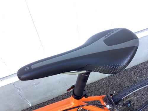 giant (ジャイアント) クロスバイク オレンジ　IDIOM1